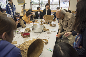 写真3:エド氏による実演