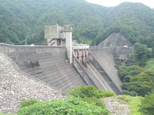 永源寺ダム