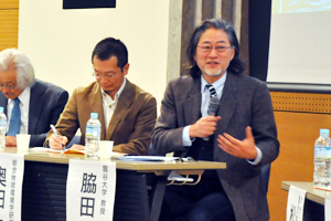 パネルディスカッションでコーディネーターを務めた脇田 健一 龍谷大学 教授（右端）