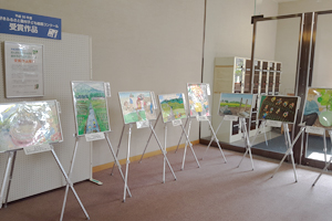 田んぼ大好きふるさと農村子ども絵画コンクール　受賞作品展示